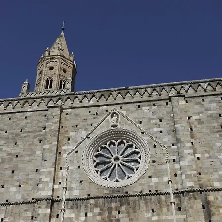 San Nicola Apartment *